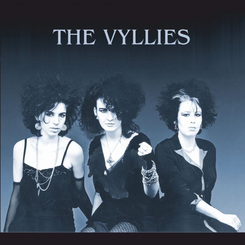 Τhe-Vyllies-manue-moan-elinas-cassette