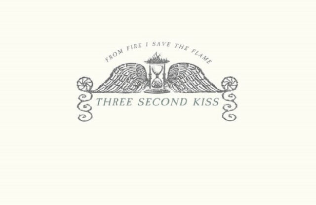 three second kiss