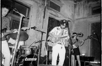 The Dionysians : ακούσαμε το “Να Κάψουμε το Χθες” the dionysians