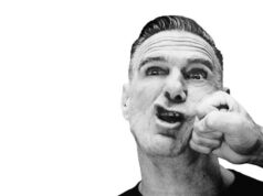 Bryan Adams: Το Roll With The Punches έρχεται στην Ελλάδα Bryan Adams