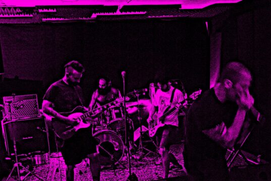 Falooda: ακούσαμε τα 12 singles του Recipe For Concussion Falooda Photo