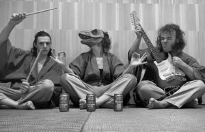 Godzilla was too drunk to destroy Tokyo, 3 lives στην Ελλάδα GODZILLA