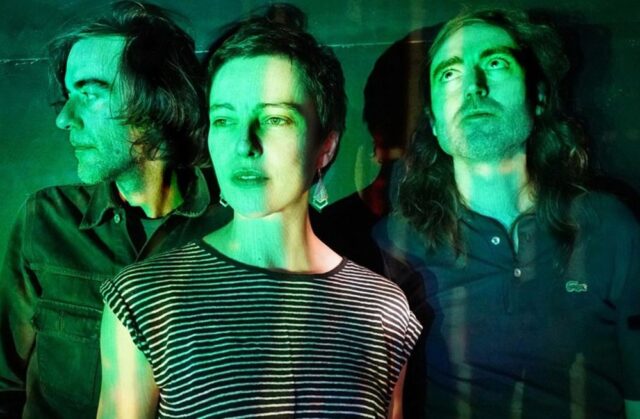 A place to bury strangers 1 A place to bury strangers