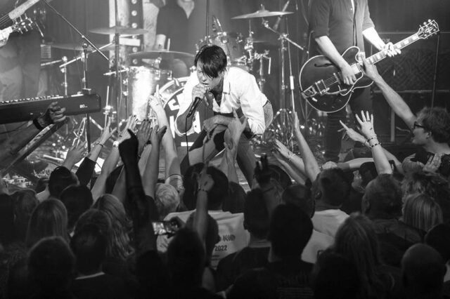 Suede perform at Manchester Deaf Institute