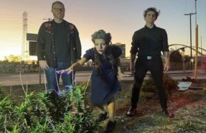 BLACK MARKET HEART: βγήκε το «What Happens in the Dark» back market heart band photo