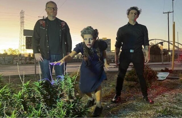 back market heart band photo