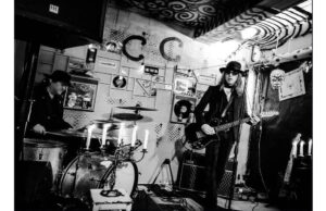 Two Headed: κυκλοφόρησε το Fear Nothing My Love 24/4 two headed band photo