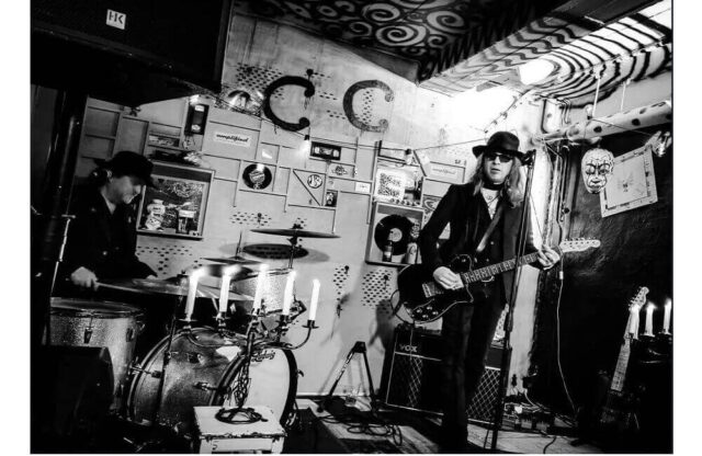 two headed band photo