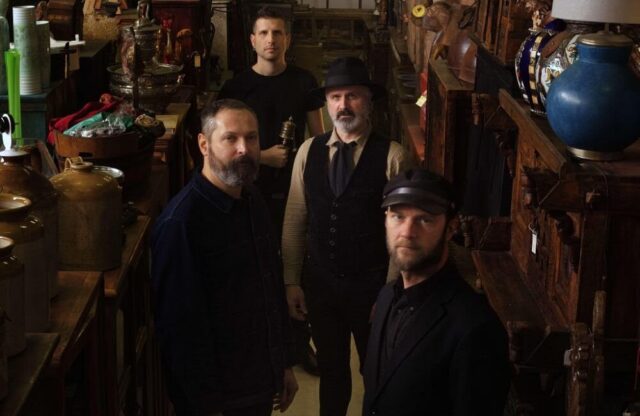 captain mantell band photo